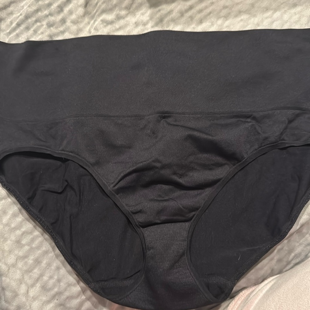 Black compression panties